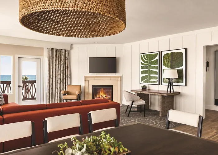 Zachari Dunes On Mandalay Beach, Curio Collection By Hilton